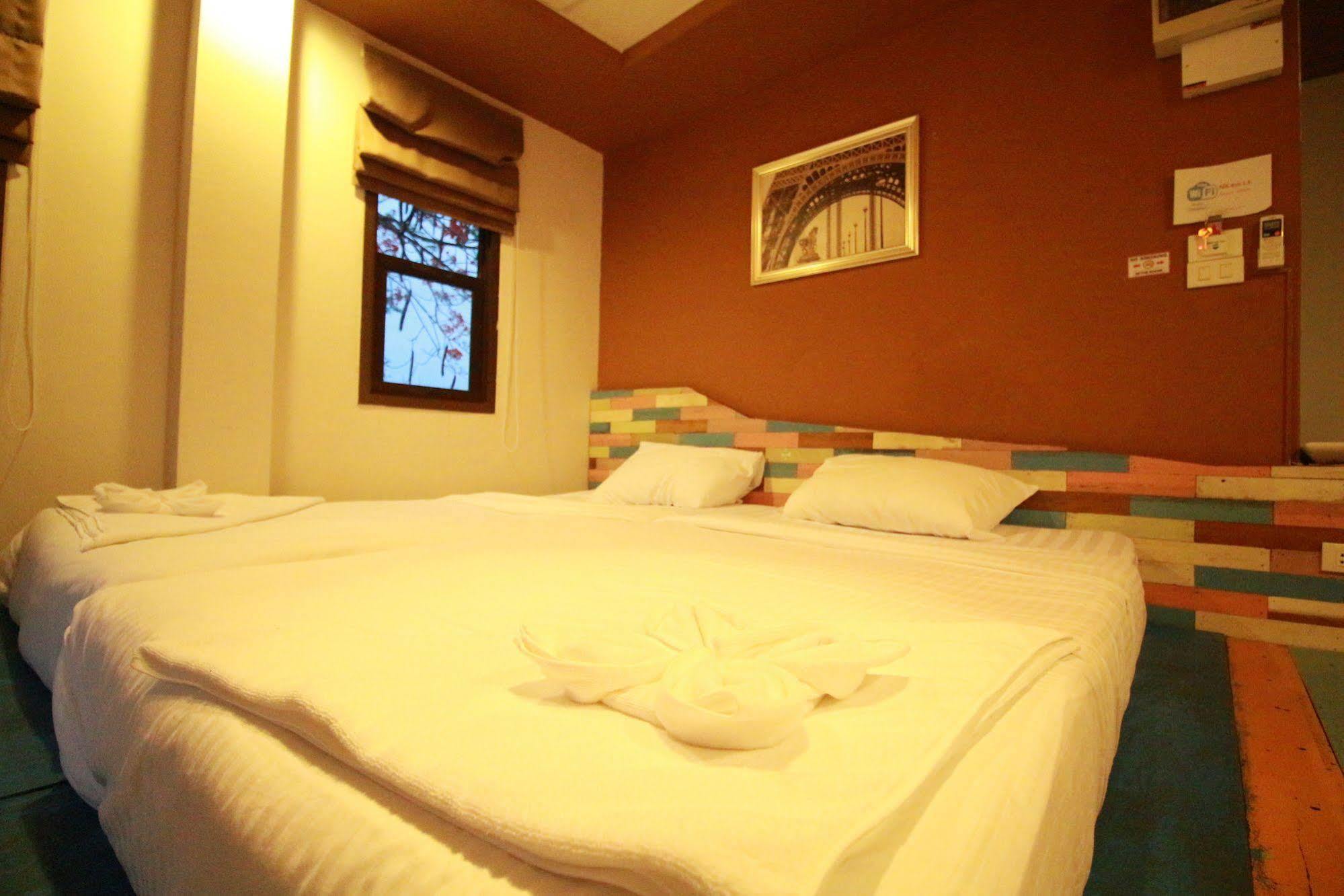 นครา บูทิก Hotel เชียงใหม่ ภายนอก รูปภาพ